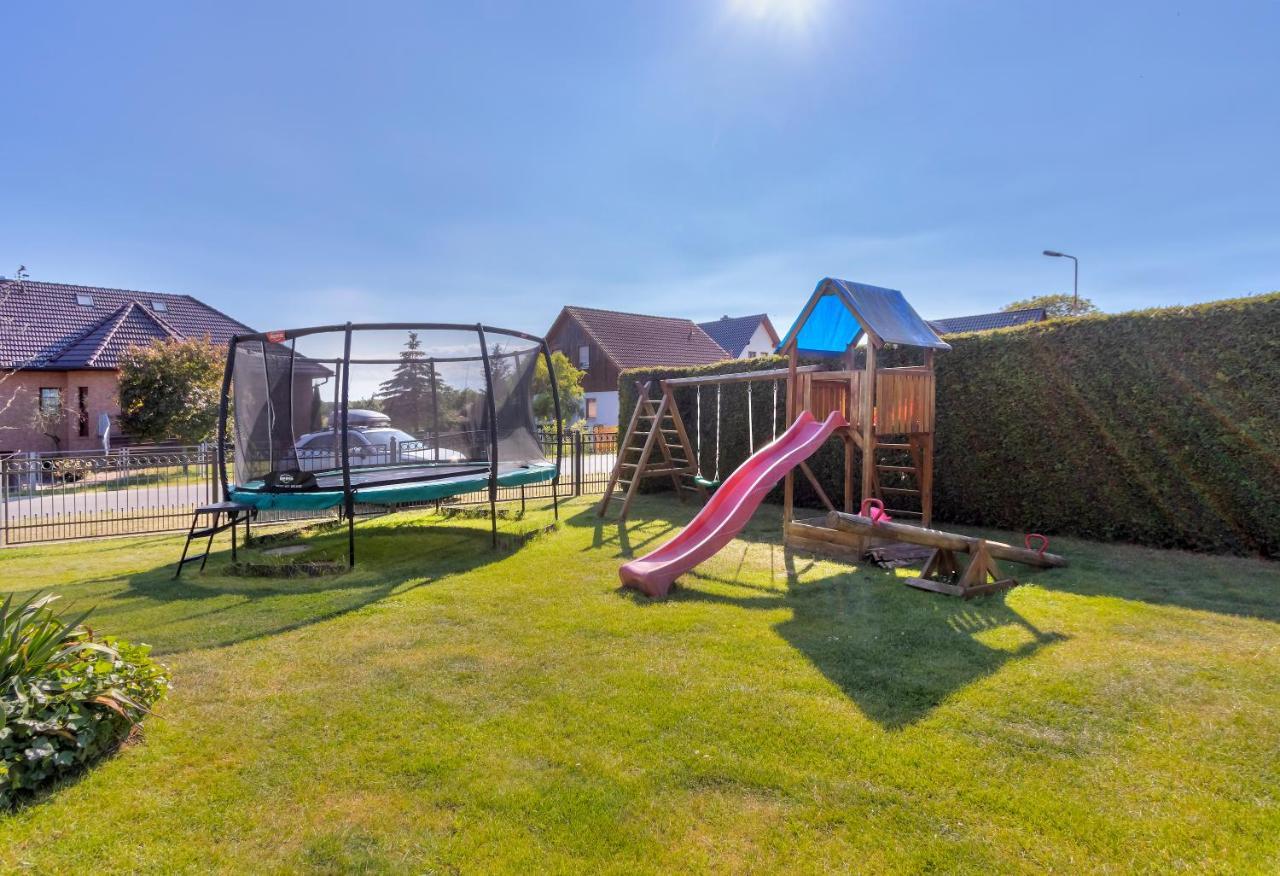 Haus Im Gruenen Apartamento Heringsdorf  Exterior foto